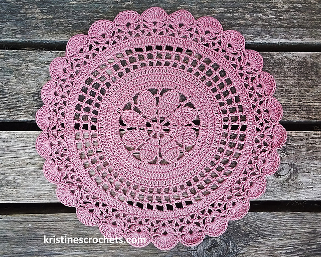 Tea Rose Doily