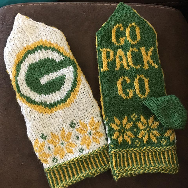 Go Pack Go Mittens