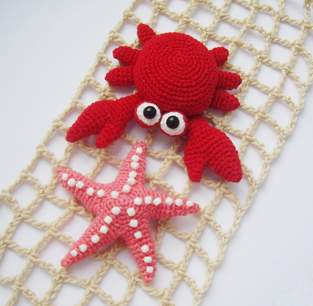 Crab and starfish