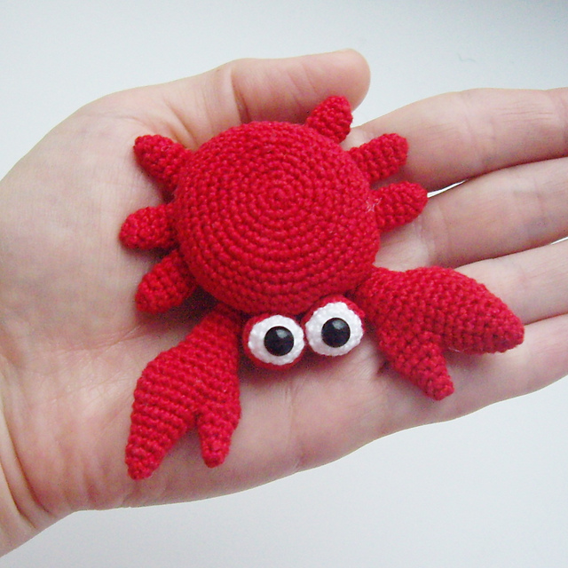 Little red crab