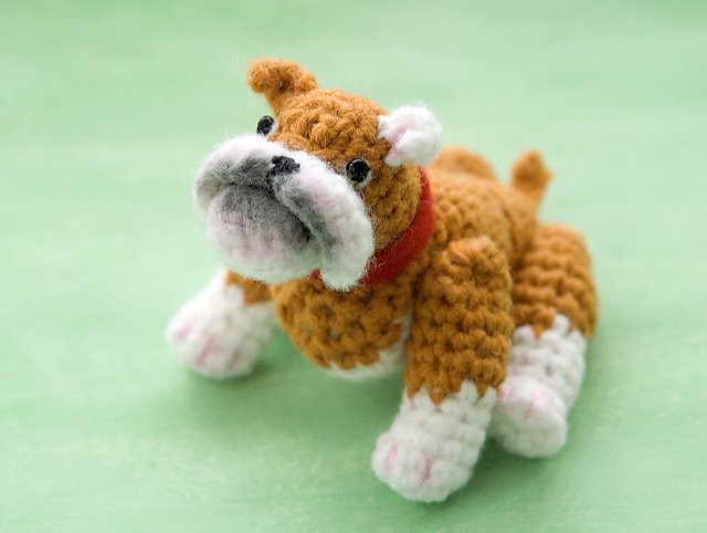 English Bulldog amigurumi