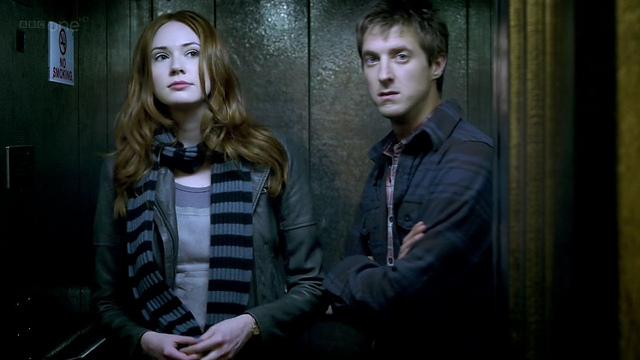 Amy Pond Night Terrors Scarf
