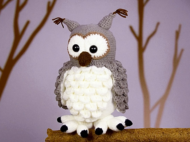 Fluffy Snowy Owl Hedwig
