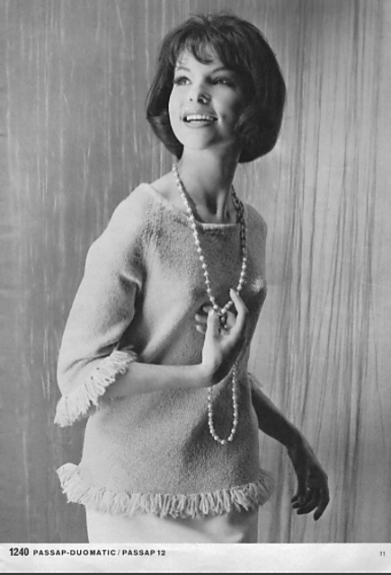 1240 Fashionable lady´s sweater
