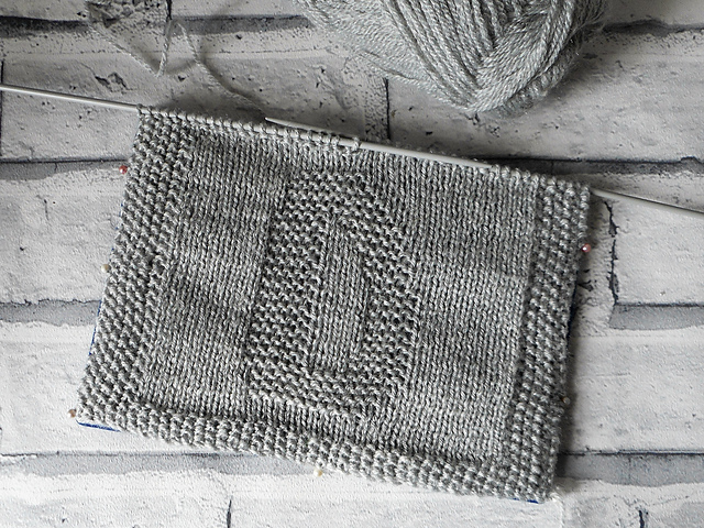 Alphabet 'D' square