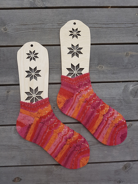 Phoenix Shortie Socks