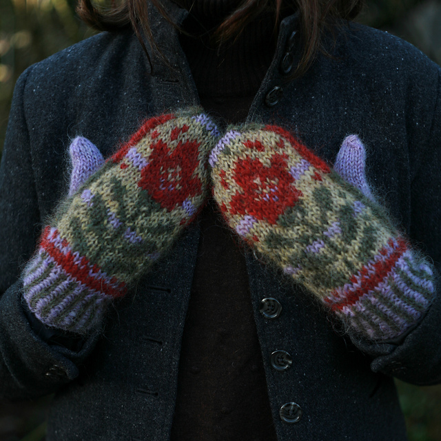 Fás Mittens