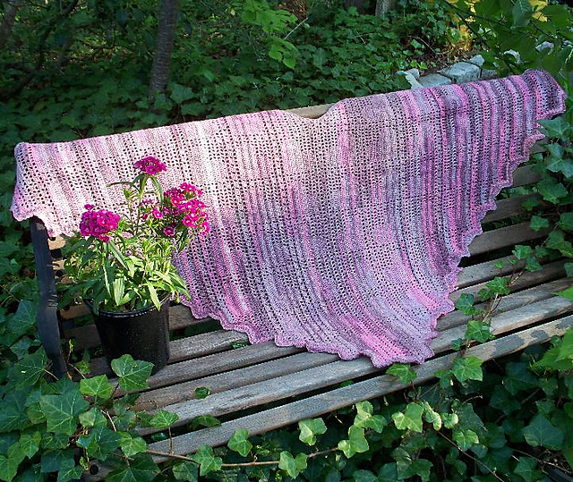 Heartfelt Hearts (BFF-Birthday Shawl)