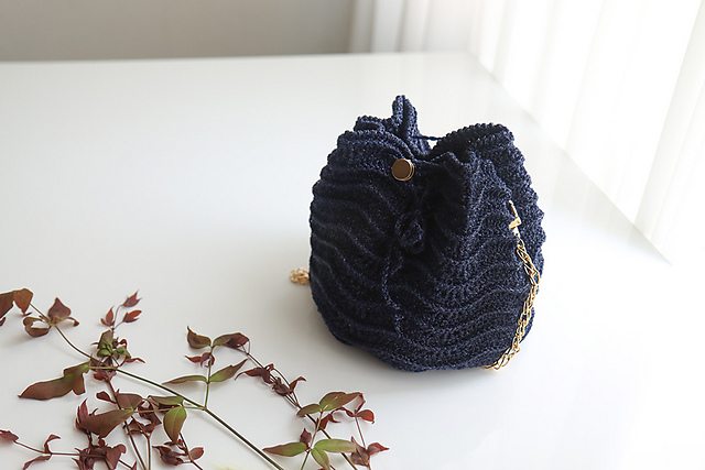 Wave Bucket Bag LN23-052
