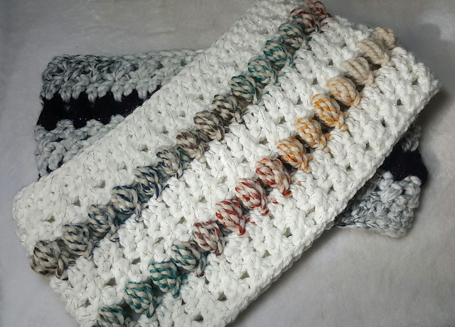 Textured Puff Stitch Cowl