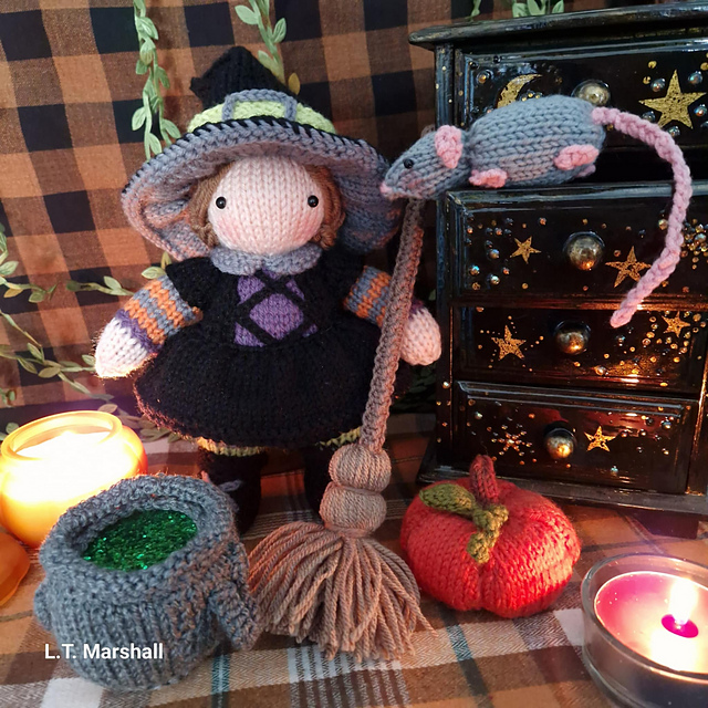 Witch Doll Halloween Knitted Playset