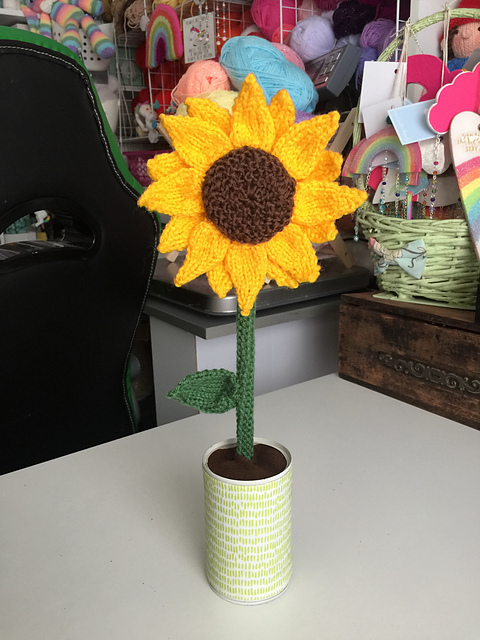 Ravelry: Large Sunflower pattern by L.T.Marshall
