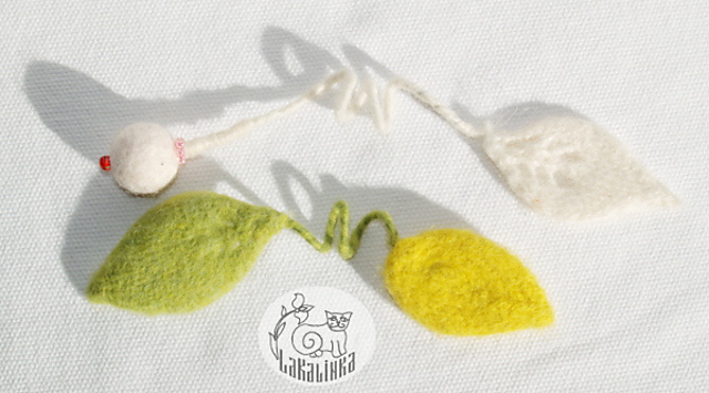 Clever felt and leaf