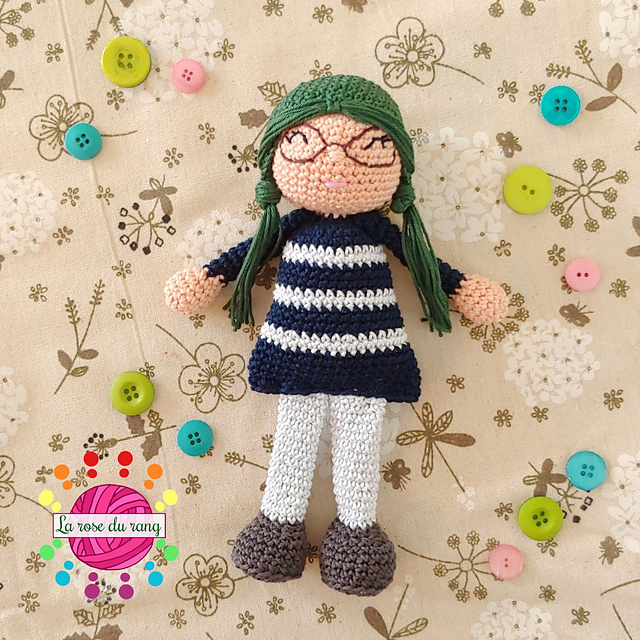 Little Yarn Seller