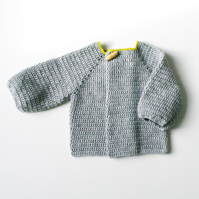 Baby sweater "yen bras"