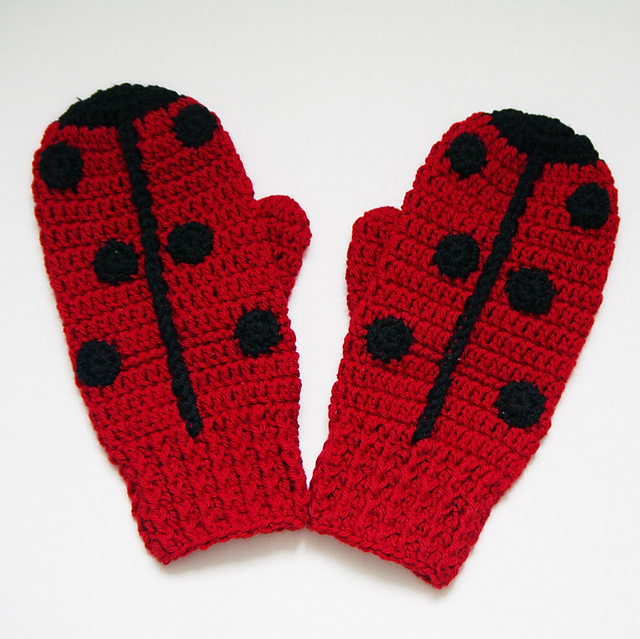 Ladybug mittens