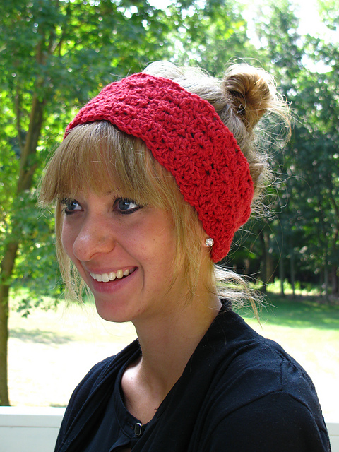 Lacy Shells Earwarmer