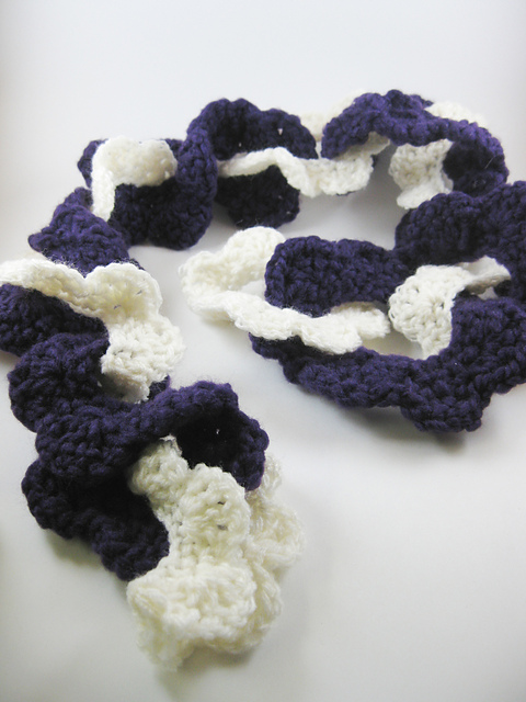Daisy Chain Scarf