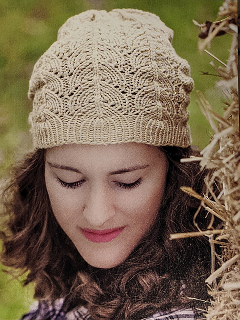 Horseshoe Lace Hat