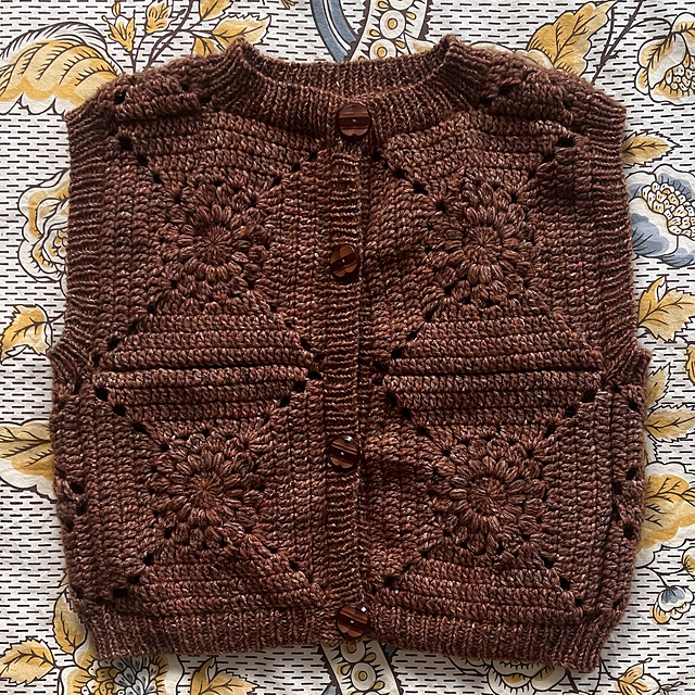 PAVLOVA VEST - Granny squares