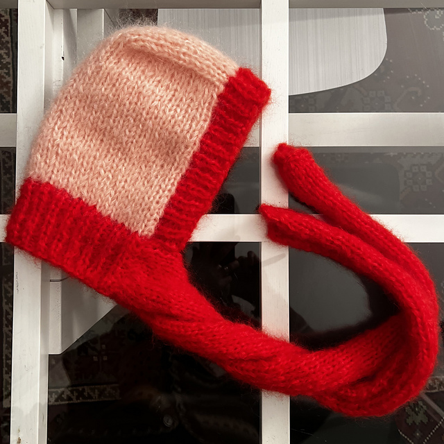 CAPUCINE Hood - Knitted Fluffy Hood