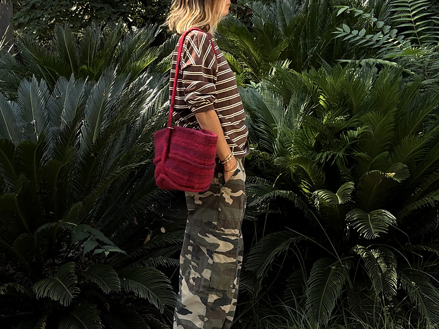 ELIO Felted bag
