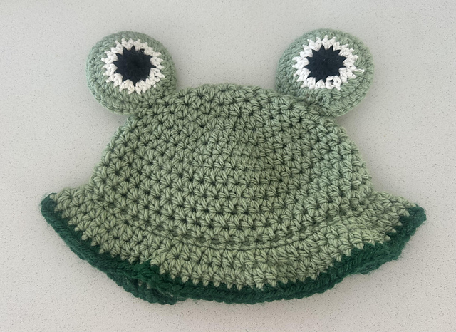 Child Frog Hat
