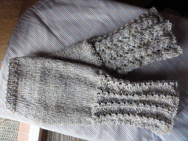Lace Wrist Warmers