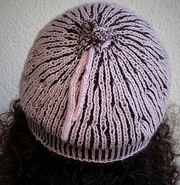 Reversible Rose Brioche Cap