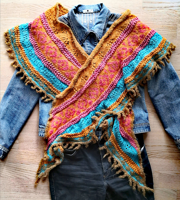 Modern Opulence Shawl
