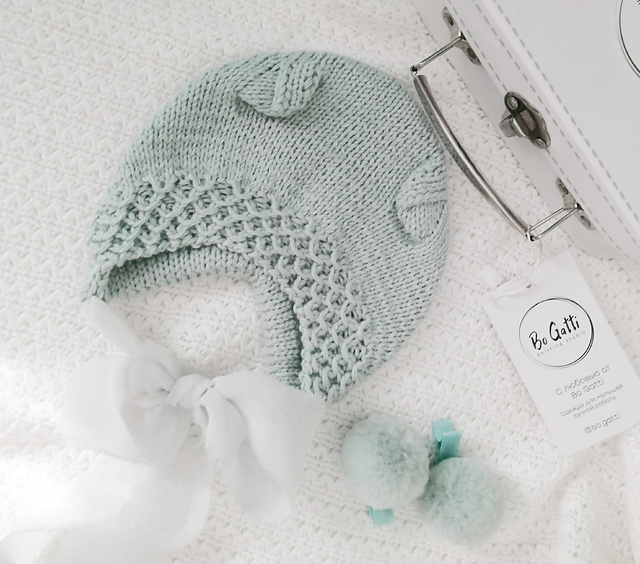 Bonnet "Holy" for baby