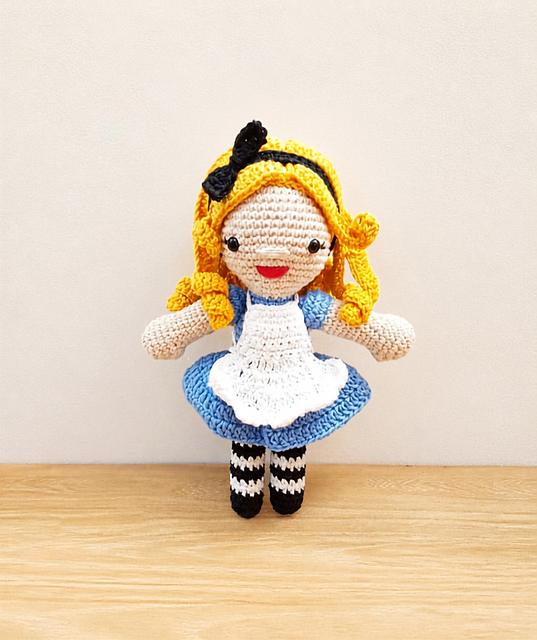 Amigurumi Alicia Maravillosa