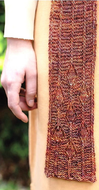 Strolling Scarf