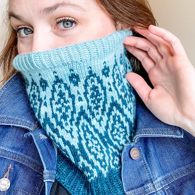 Adamira Cowl