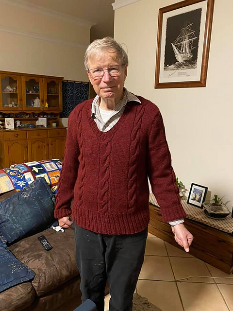 9612 V-Neck Pullover with Cables
