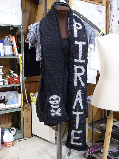 Pirattitude scarf