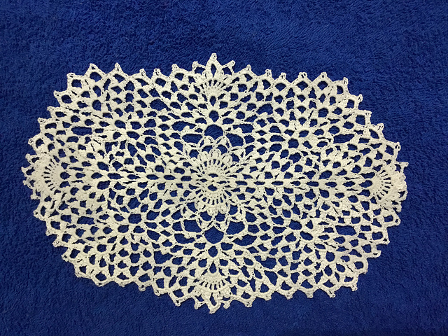 Oval Elegance Doily