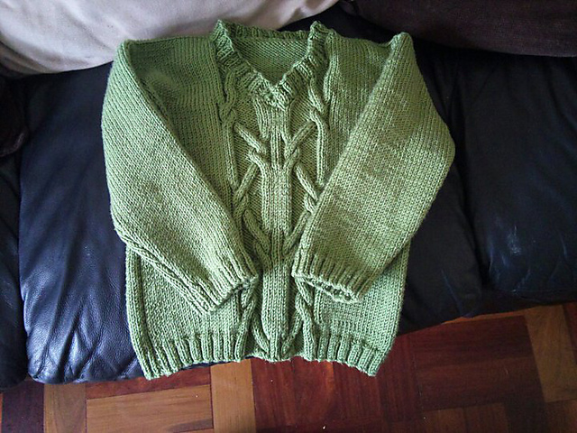 Design G - Cabled Round & V-Neck Sweaters