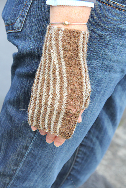 Athwart Mitts