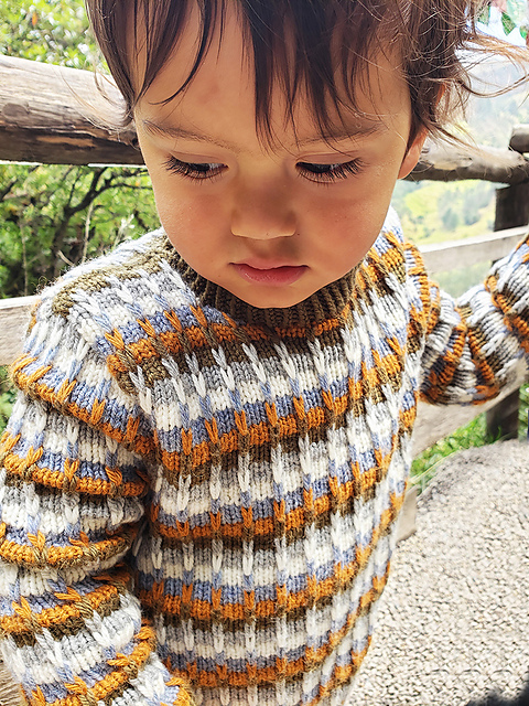 Road Trip Pullover
