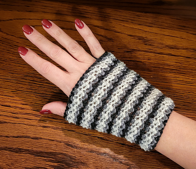 Victorian Open Knit Cuffs