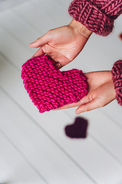 Feel the Love Knitted Heart