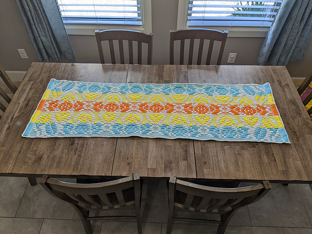 Hannah Tropicana Table Runner