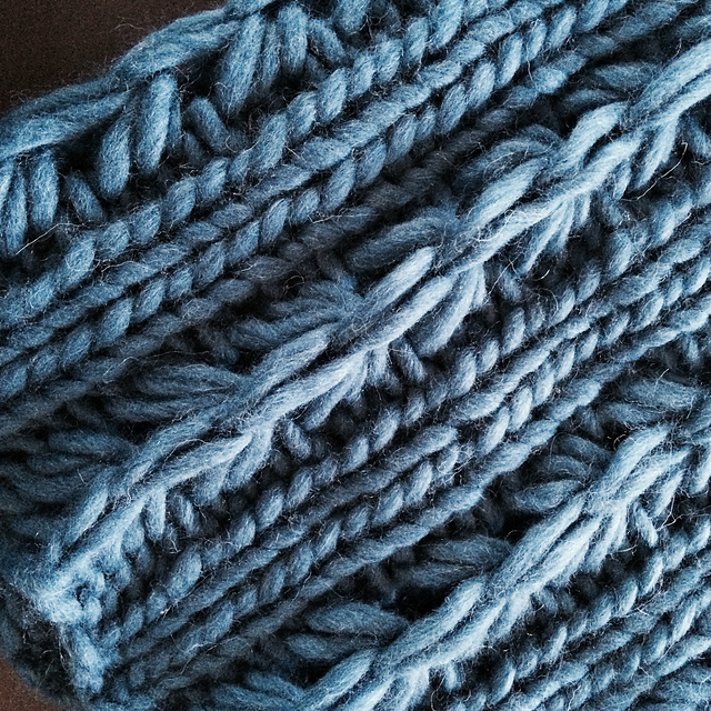 Oona Cowl