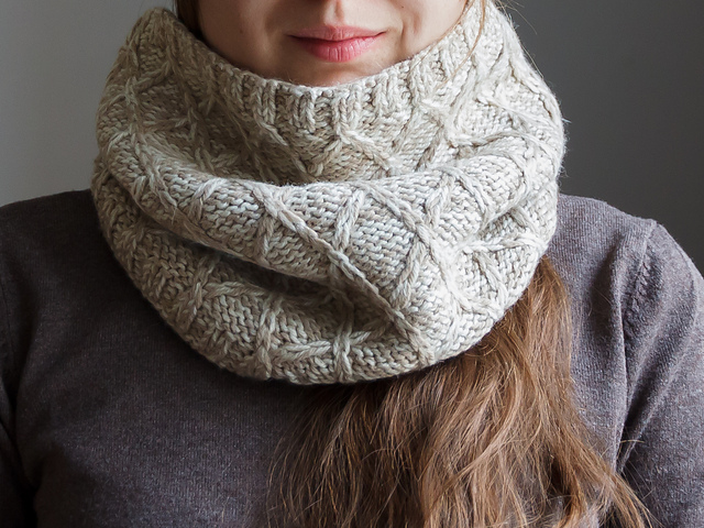 Rhombus Cowl