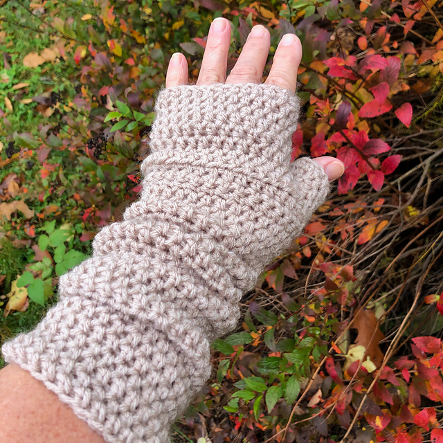 Fingerless Gloves