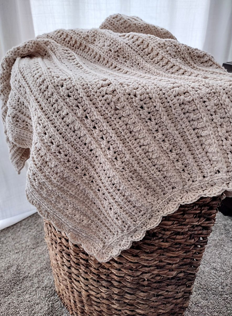 Evelyn Blanket