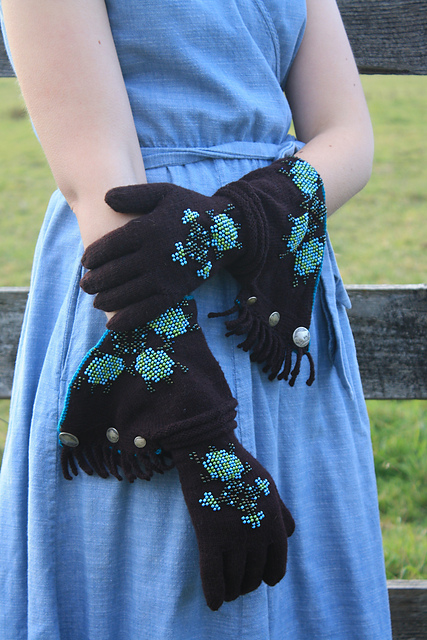 Turtle Flower Gauntlets