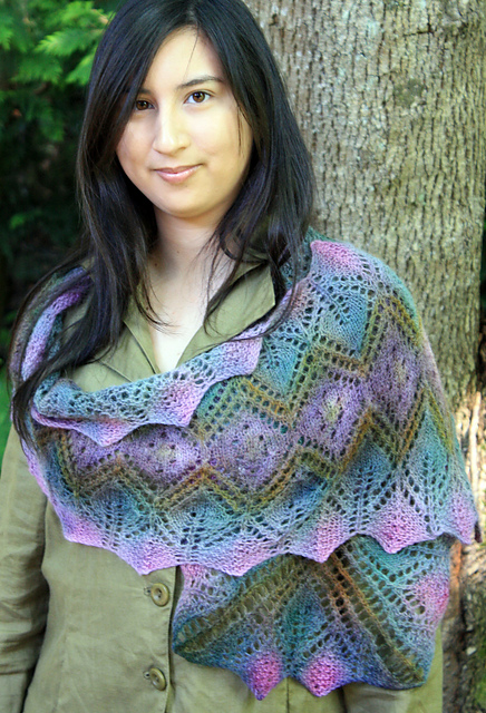 Diamond Leaf Wide Lace Scarf