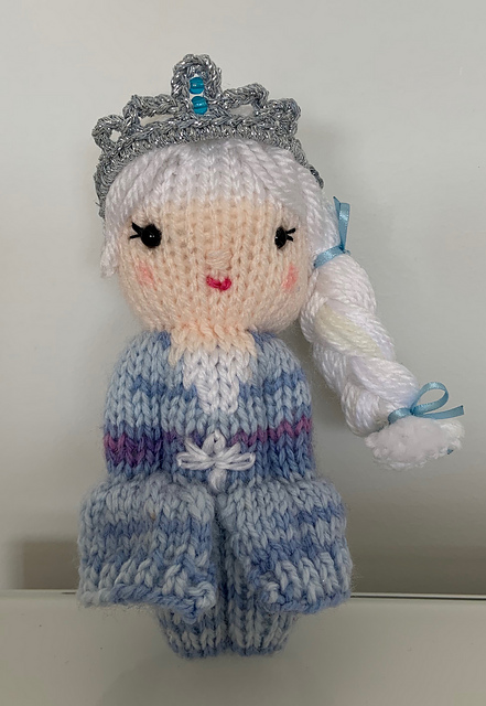 Elsa (Frozen 2) (inspired) Izzy/Comfort Doll